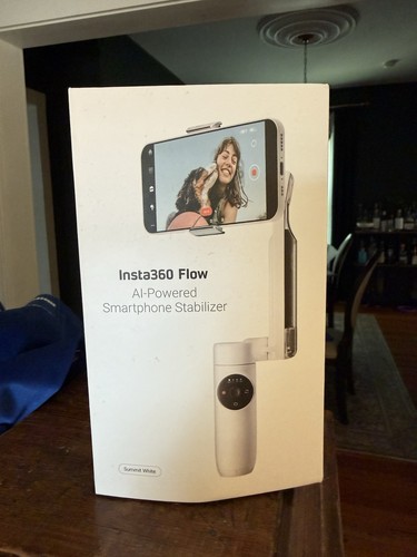 Insta360 flow pro - flow, ai-powered