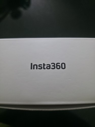 Insta360 flow tracker kit - tracker,